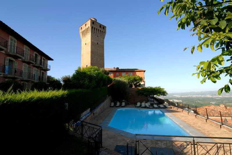 Santa Vittoria dʼAlba Hotel Castello Di Santa Vittoria מראה חיצוני תמונה